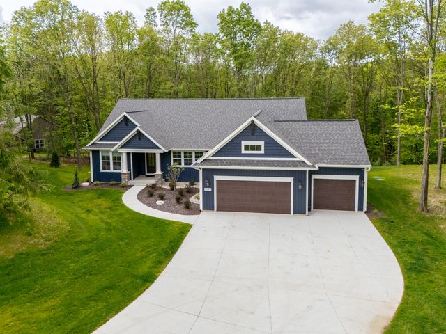 6583 W Hidden Lake Circle, Richland Twp, MI 49083