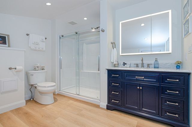 44 Oakdale Ave, Marion, MA 02738