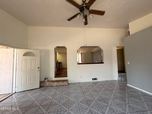12760 CRISANTEMO Drive, San Elizario, TX 79849