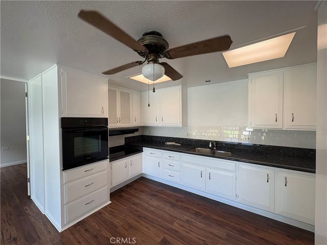 1371 Oakmont Rd. M7-150B, Seal Beach, CA 90740