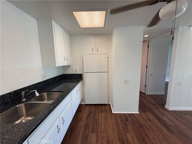 1371 Oakmont Rd. M7-150B, Seal Beach, CA 90740