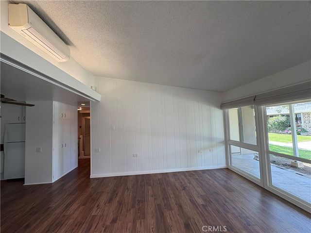 1371 Oakmont Rd. M7-150B, Seal Beach, CA 90740