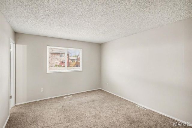 1839 Lakemont Lane, St Louis, MO 63138