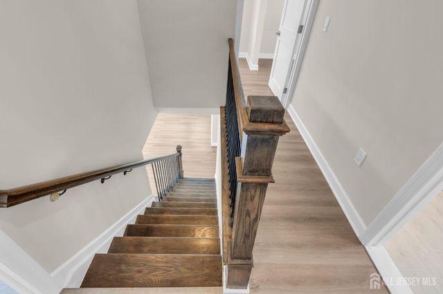 21 Market Street, Edison, NJ 08817