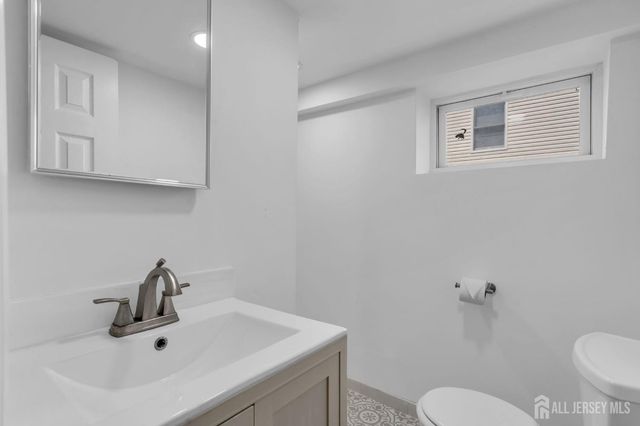 21 Market Street, Edison, NJ 08817