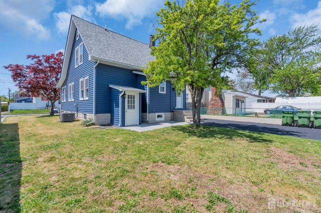 21 Market Street, Edison, NJ 08817