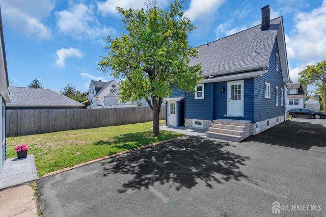 21 Market Street, Edison, NJ 08817