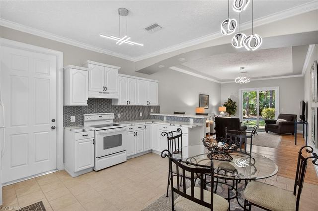 4075 1st AVE SW, Naples, FL 34119