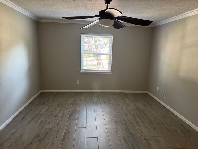 11821 Westmere Drive, Houston, TX 77077