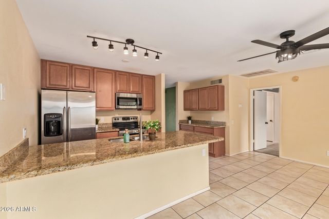 3033 W ROSE GARDEN Lane, Phoenix, AZ 85027