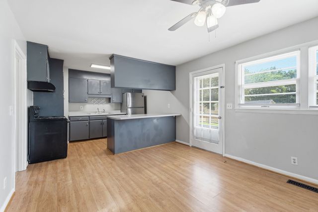 1045 Fairfield Pike, Shelbyville, TN 37160