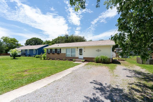 1045 Fairfield Pike, Shelbyville, TN 37160