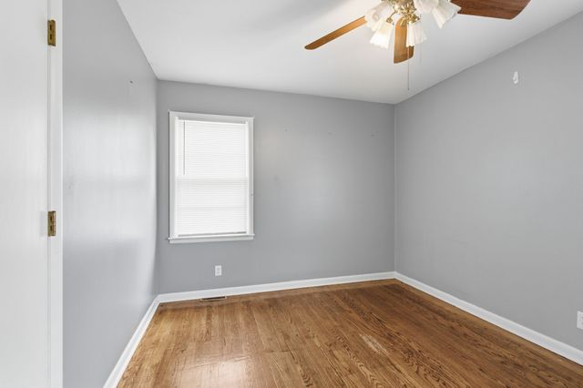 1045 Fairfield Pike, Shelbyville, TN 37160