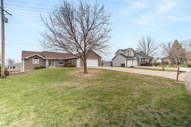 446 Fairview Drive, Madrid, IA 50156