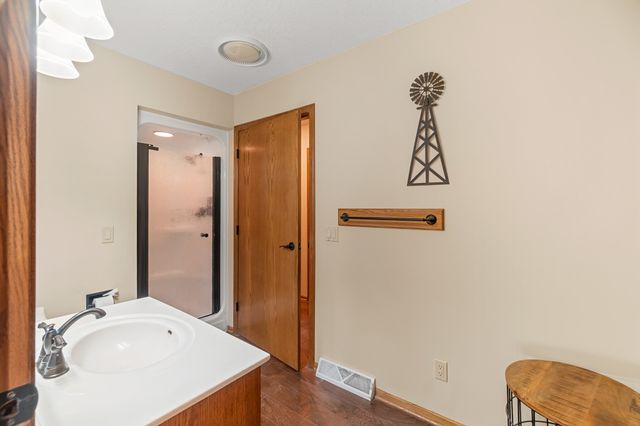 446 Fairview Drive, Madrid, IA 50156