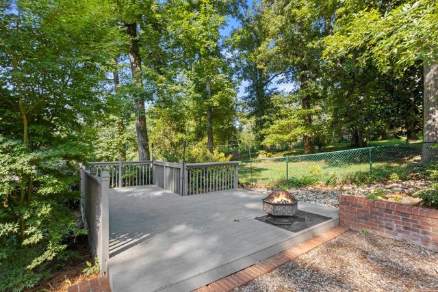 295 Fairlane Drive, Spartanburg, SC 29307