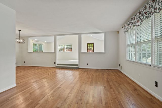 295 Fairlane Drive, Spartanburg, SC 29307