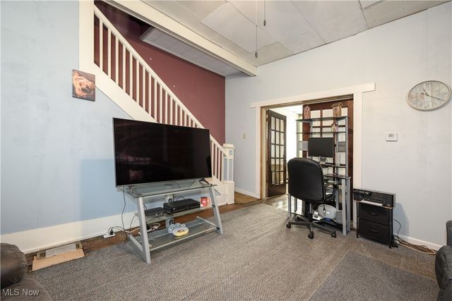 1751 Crawford Avenue, Wellsville, OH 43968