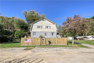 1751 Crawford Avenue, Wellsville, OH 43968
