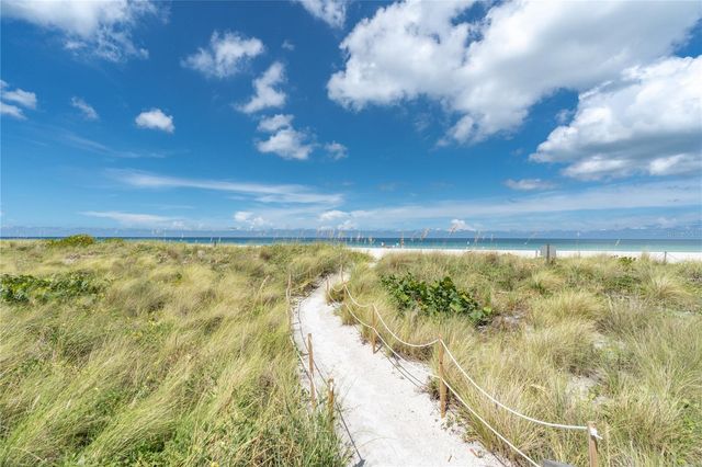 680 71ST AVENUE 14, St Pete Beach, FL 33706