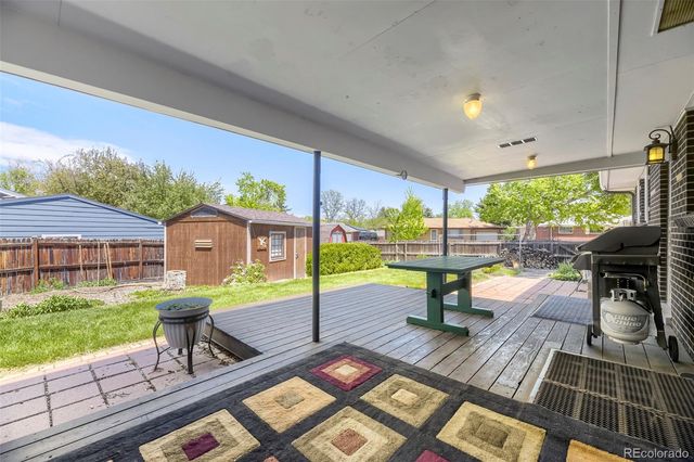 8653 W Hawaii Drive, Lakewood, CO 80232