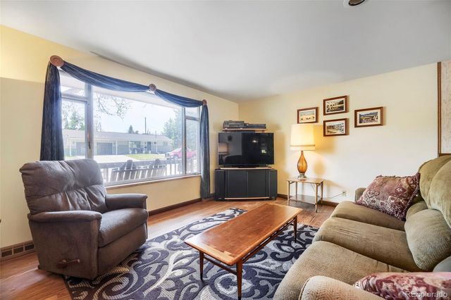 8653 W Hawaii Drive, Lakewood, CO 80232