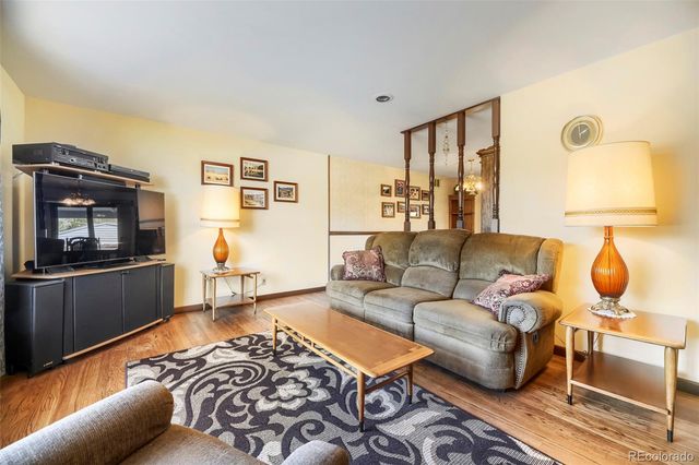 8653 W Hawaii Drive, Lakewood, CO 80232