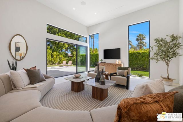 1458 E El Alameda, Palm Springs, CA 92262