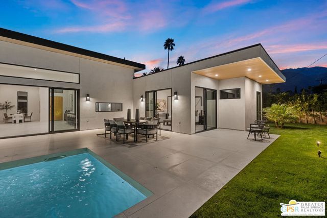 1458 E El Alameda, Palm Springs, CA 92262