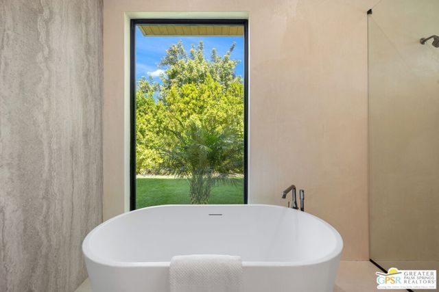 1458 E El Alameda, Palm Springs, CA 92262