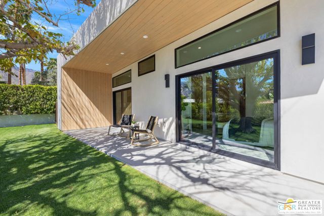 1458 E El Alameda, Palm Springs, CA 92262