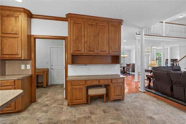 426 Richter LN, Yorktown, VA 23693