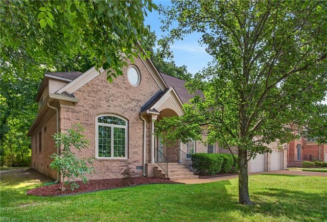 426 Richter LN, Yorktown, VA 23693