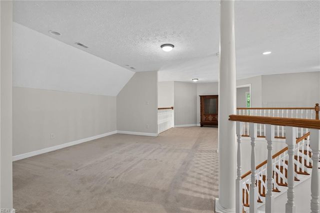 426 Richter LN, Yorktown, VA 23693