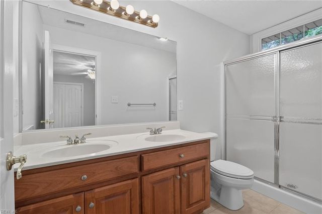 426 Richter LN, Yorktown, VA 23693