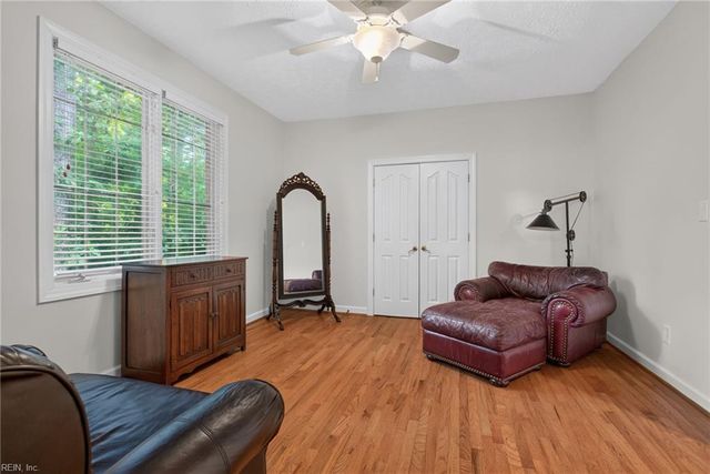 426 Richter LN, Yorktown, VA 23693
