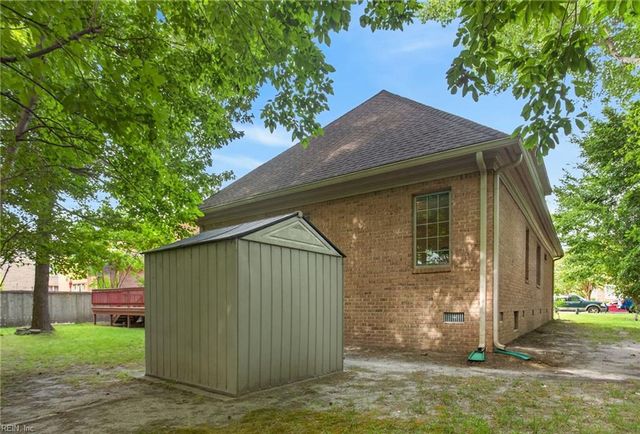 426 Richter LN, Yorktown, VA 23693
