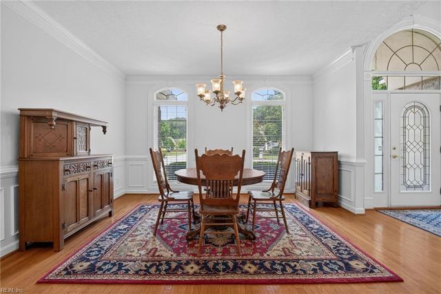426 Richter LN, Yorktown, VA 23693