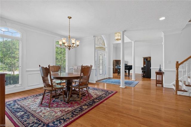426 Richter LN, Yorktown, VA 23693