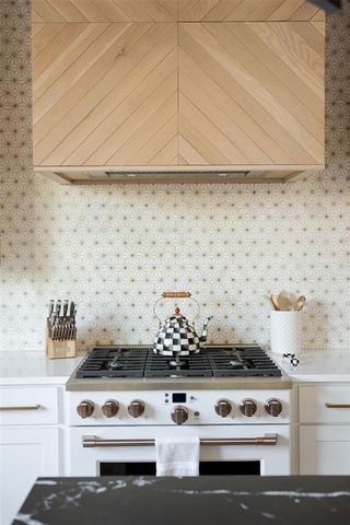 1127 NW 56th Street B, Oklahoma City, OK 73118