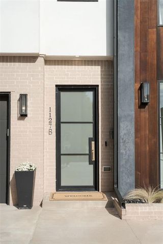 1127 NW 56th Street B, Oklahoma City, OK 73118