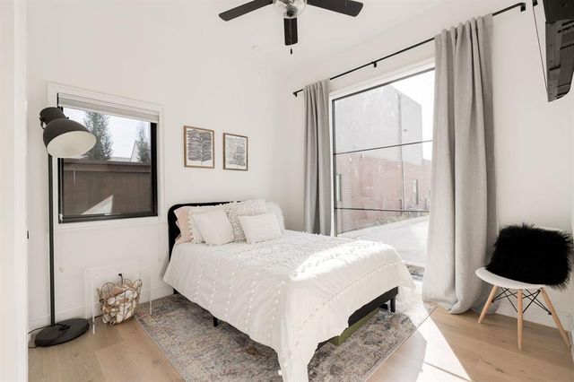 1127 NW 56th Street B, Oklahoma City, OK 73118