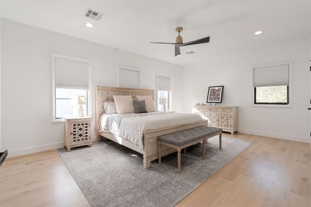 1127 NW 56th Street B, Oklahoma City, OK 73118