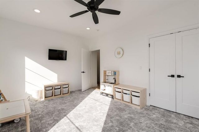 1127 NW 56th Street B, Oklahoma City, OK 73118