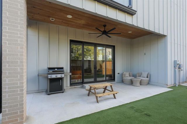 1127 NW 56th Street B, Oklahoma City, OK 73118