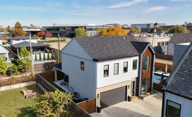 1127 NW 56th Street B, Oklahoma City, OK 73118