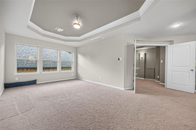 150 Cliftons Curve Way, Montgomery, TX 77316