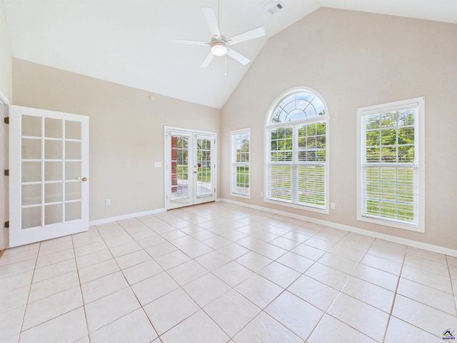 118 Joshua Street, Perry, GA 31069