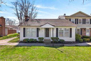 52 New Wickham Drive, Penfield, NY 14526