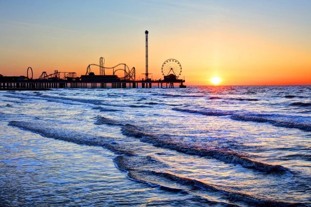 16634 Jamaica Beach Road, Jamaica Beach, TX 77554